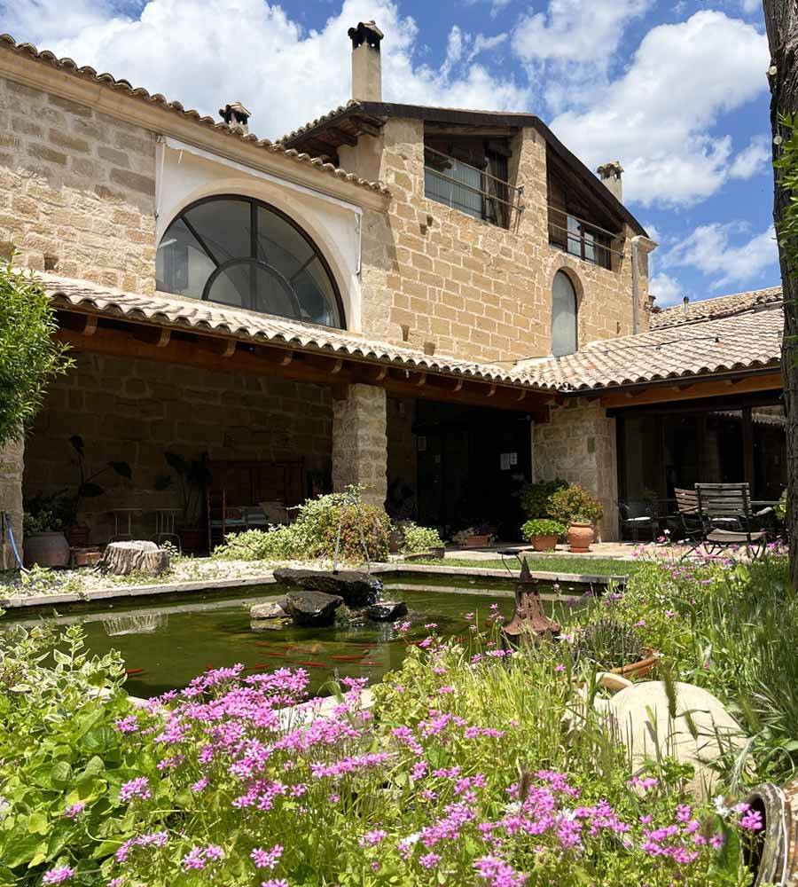 Jardines Hotel & Restaurant El Convent 1613 Jardines Hotel & Restaurant El Convent 1613
